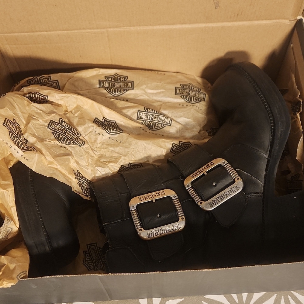 Harley-Davidson Black Moto Boots with Rugged Design - Picture 10 of 10